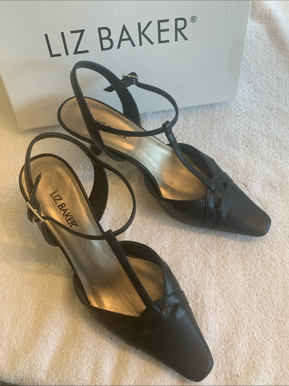 Dressy Liz Baker Black Leather T-Strap Mid Kitten Heel Pump.